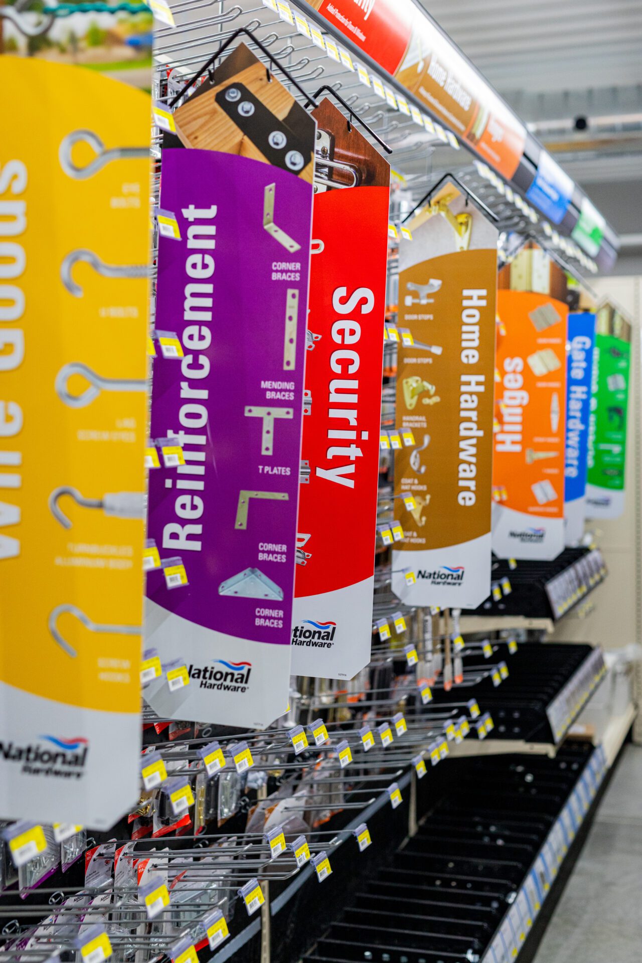 Colourful aisle displays in Diamond Building Supply